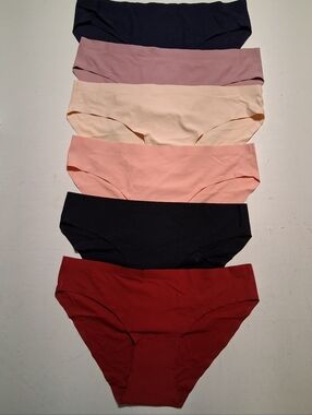 NEW 6-Pack Women"s Seamless Bikini Briefs - Multi Color Pack Medium